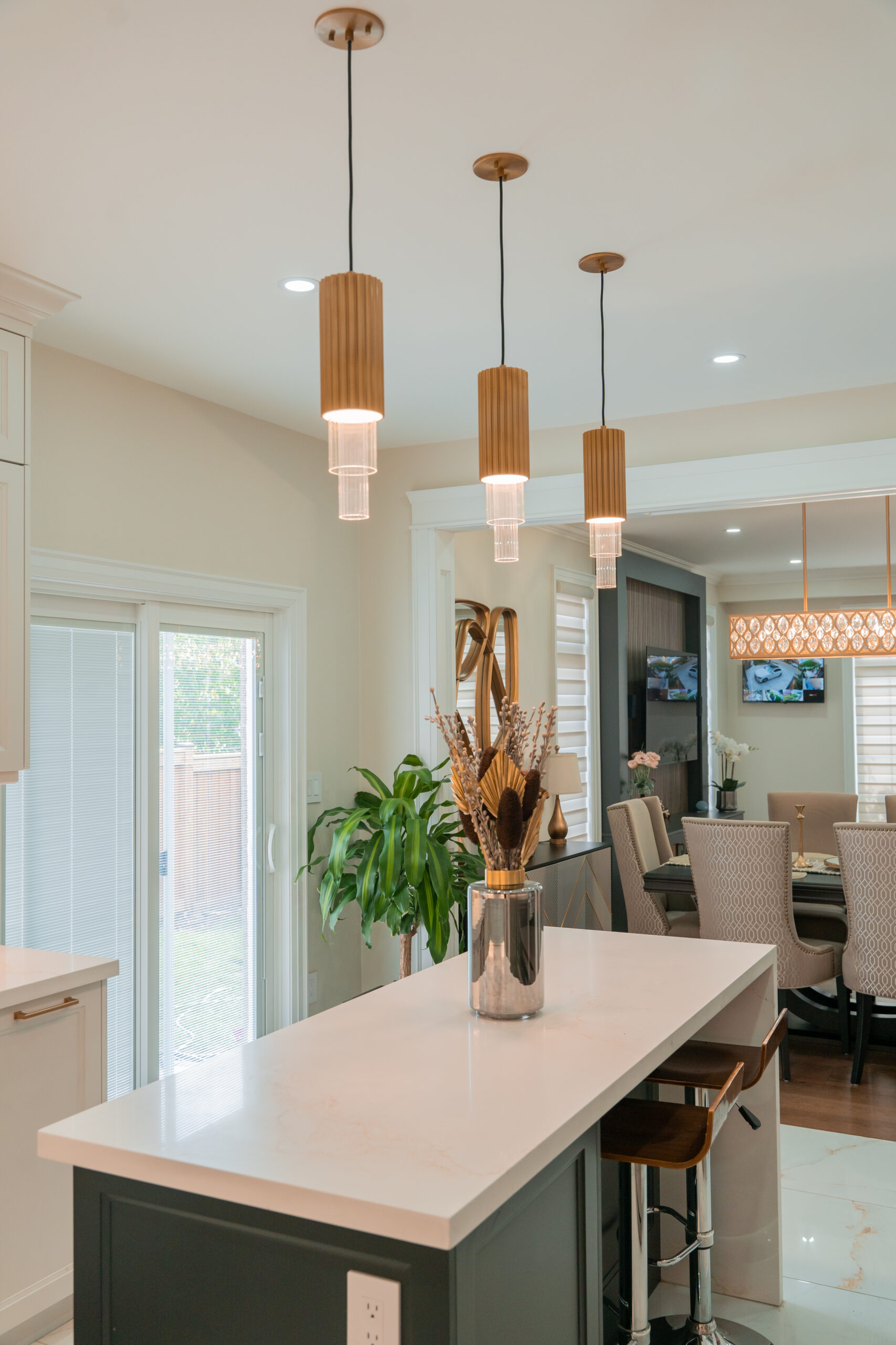 Compact Modern Kitchen